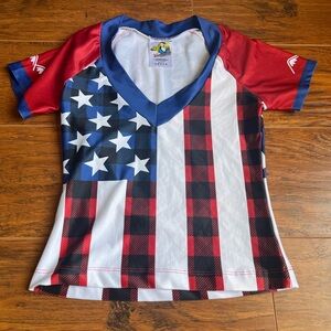 ✨ USA crop waitress top ✨